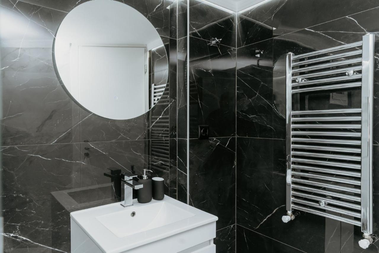 Db Premium Stay Apartments #Two Bedroom Thessaloniki Exterior photo